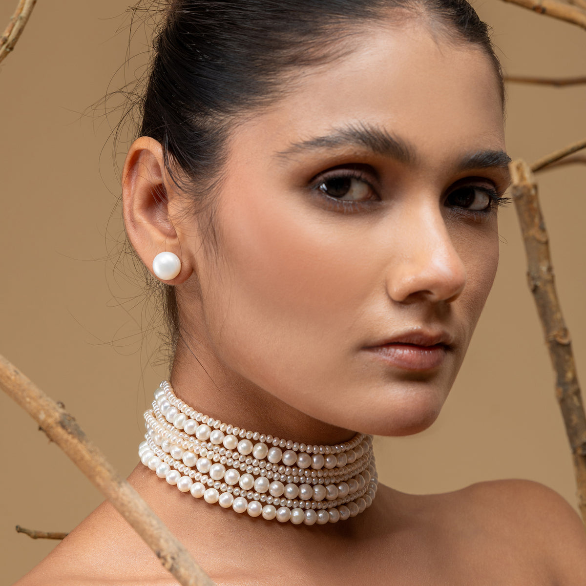 Graduated Multi-Strand Pearl Choker