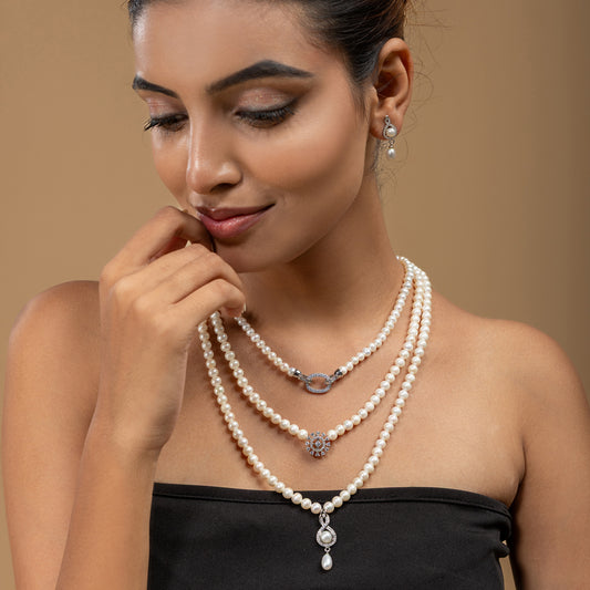 Three-Layer Pearl Pendant Necklace Set