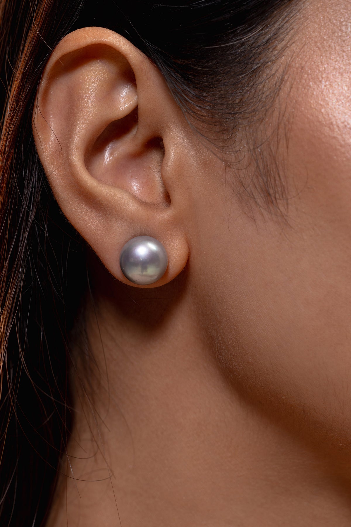 Floating Pearl Wire Necklace