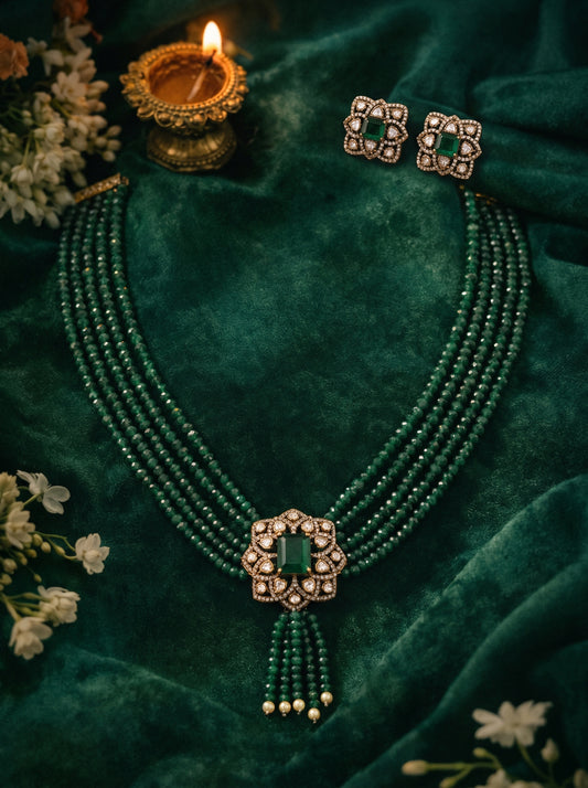 Green Stone Pendant Set