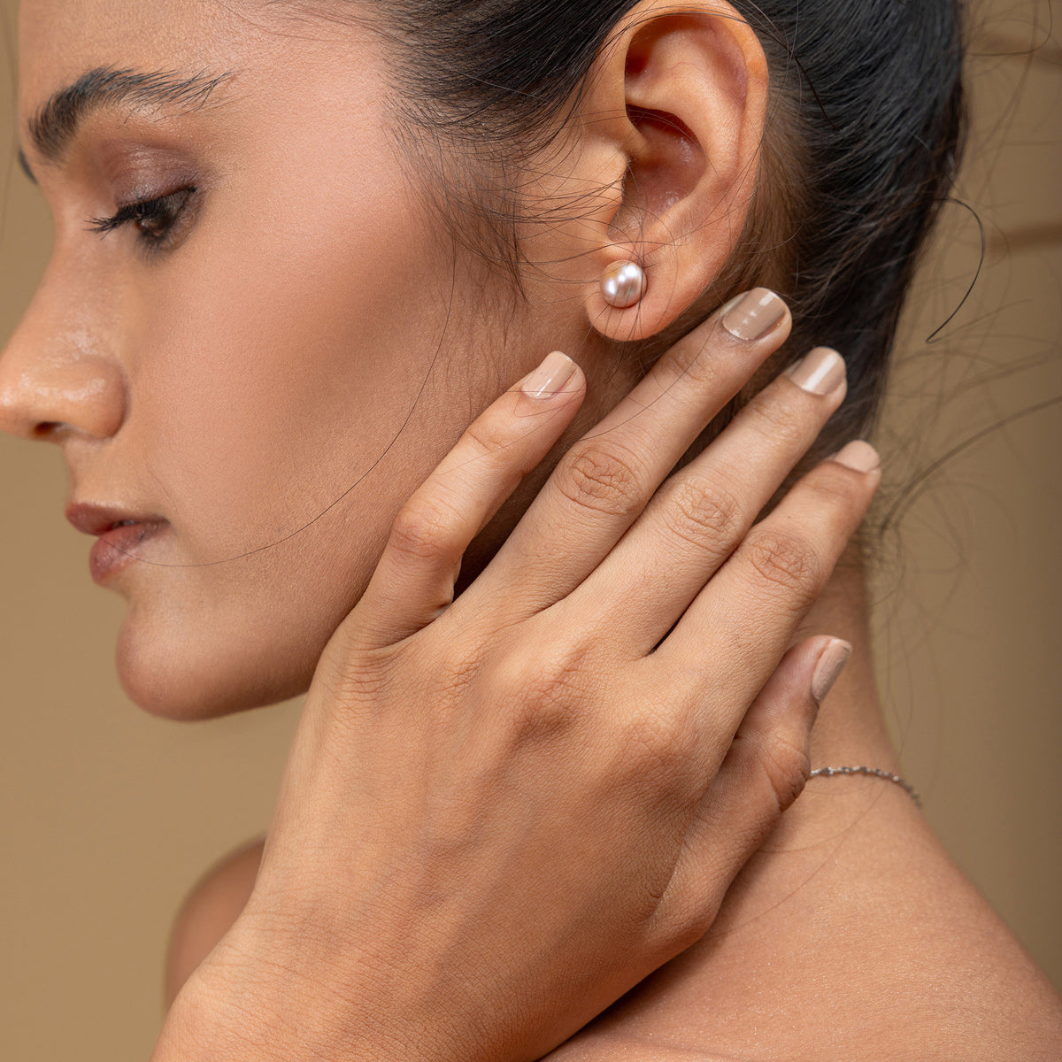 Classic Pearl Studs (Silver)