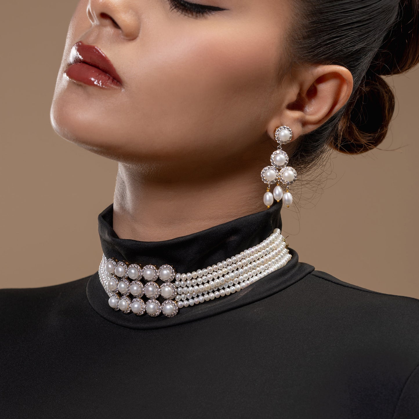 Pearl Halo Choker Set