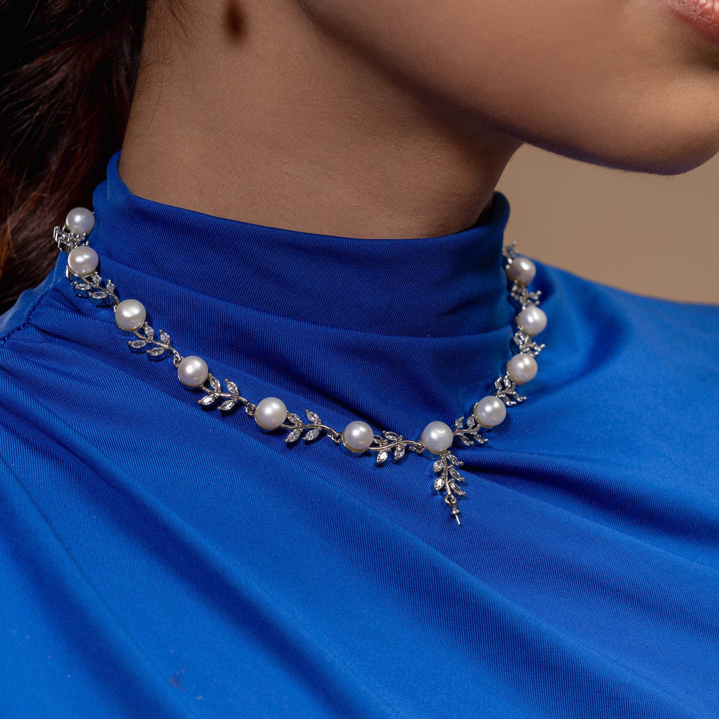 Pearl & Silver Vine Necklace